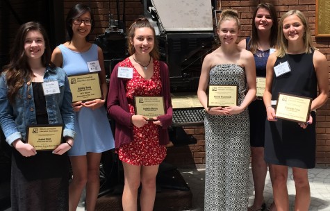 The future is looking bright: IJEA, Illinois Press Foundation honor high school journalism standouts